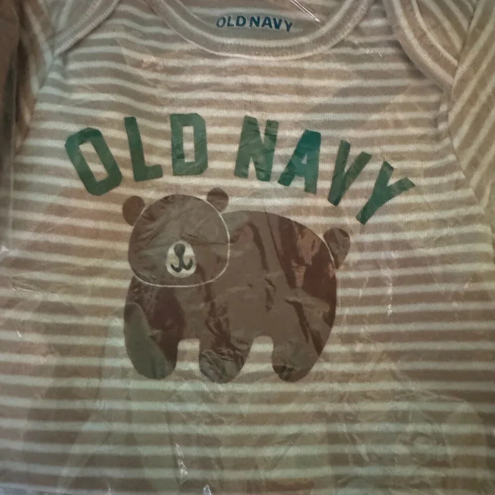 Old Navy NWT 6-12 month baby boy onesie bundle